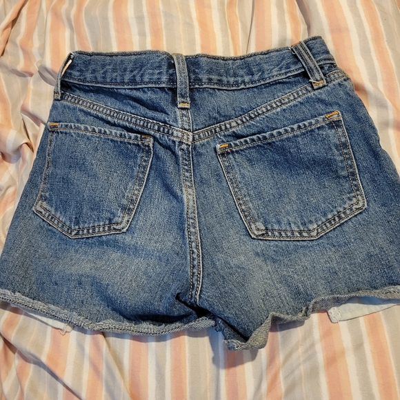 Old navy - Picture 3 of 3